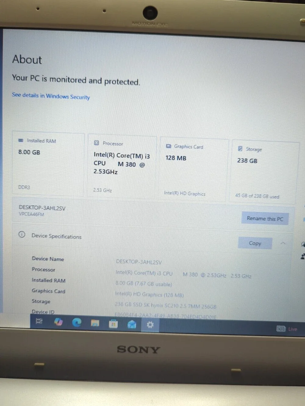 Sony Vaio Vpcea46fm I3-8gb Ram-256 GB SSD - Blu Ray- Camera-win 10